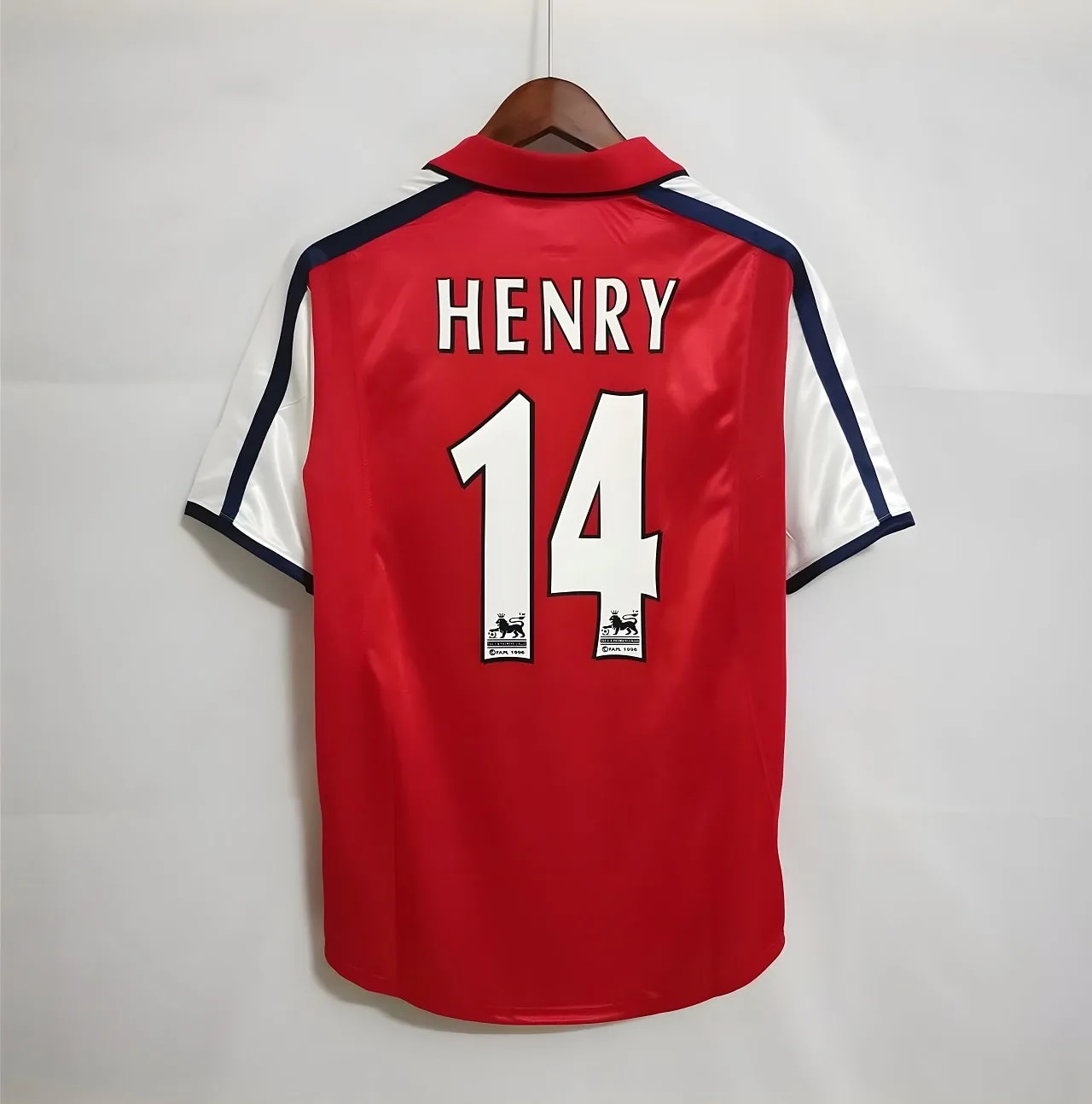 ARSENAL HENRY VINTAGE RETRO JERSEY 2000-01 (1)