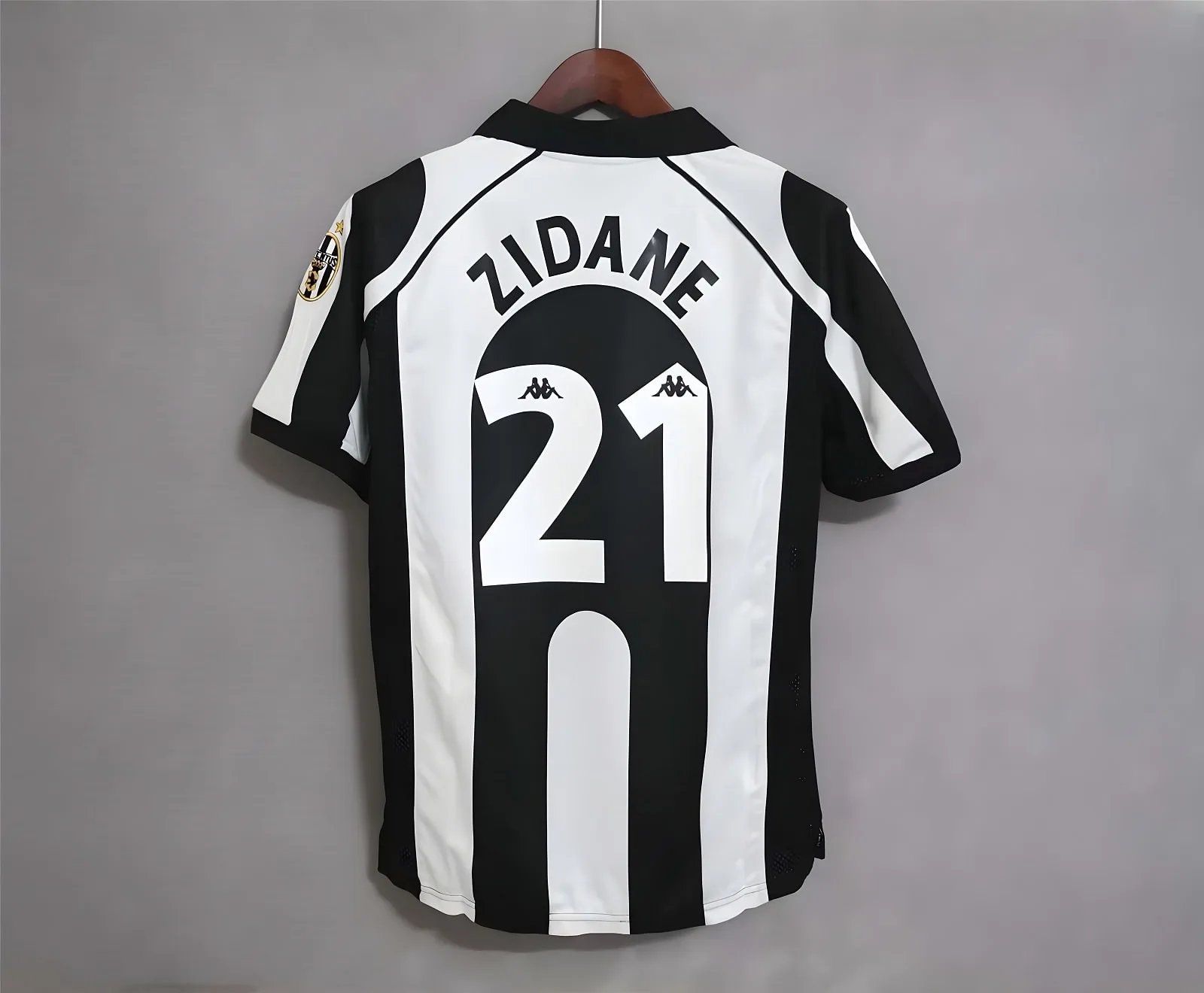MAILLOT RETRO VINTAGE JUVENTUS ZIDANE 1997-98 (1)