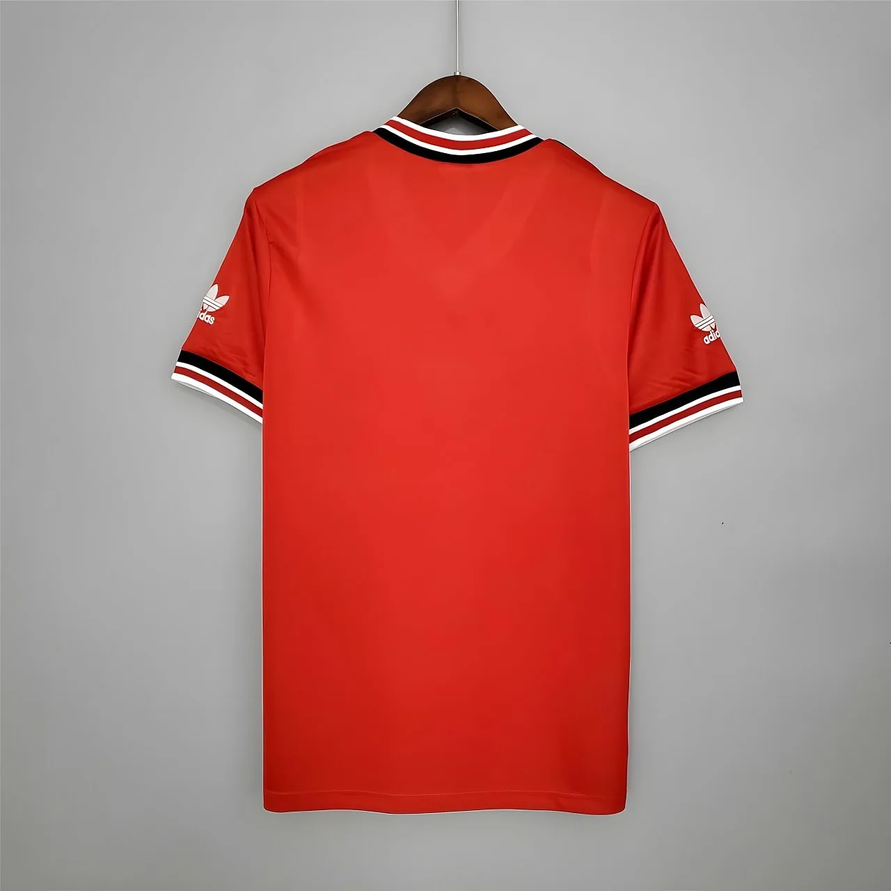 MAILLOT RETRO VINTAGE MANCHESTER UNITED HOME 1985-86 (2)