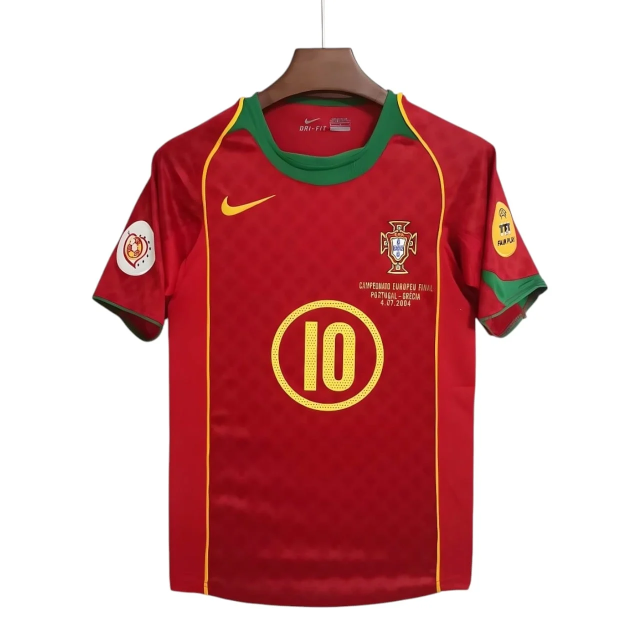 RETRO VINTAGE PORTUGAL RUI COSTA JERSEY 2004