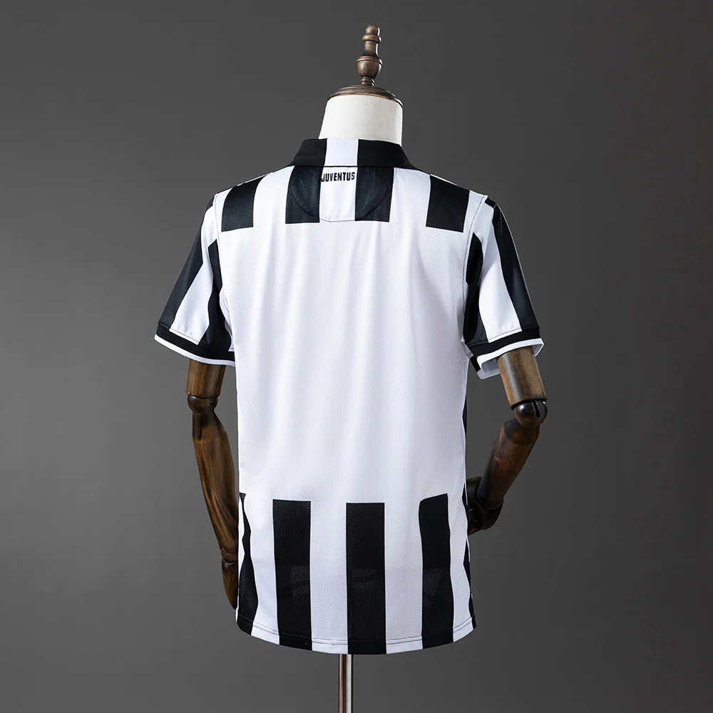 Maillot Juventus Domicile 2014-2015 (2)