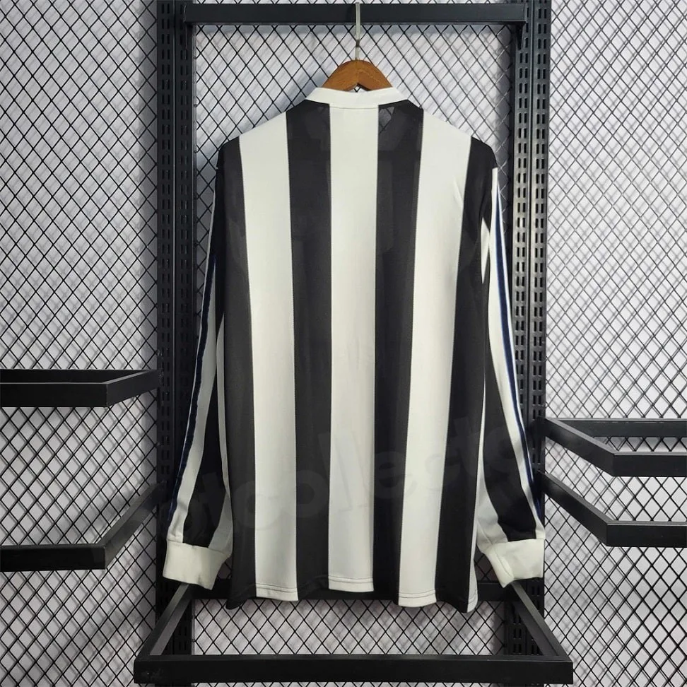 RETRO VINTAGE JERSEY NEWCASTLE HOME 1995-97 LONG SLEEVES (3)