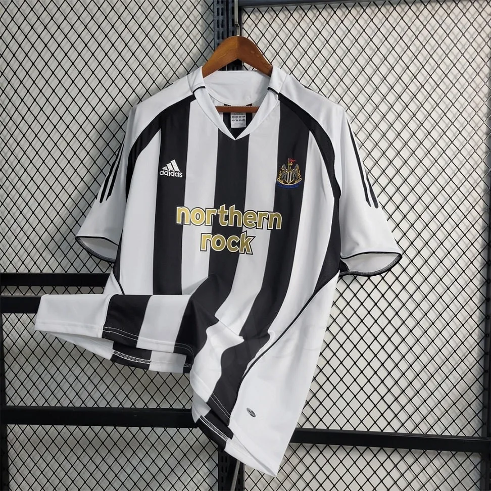 NEWCASTLE HOME VINTAGE RETRO JERSEY 2004-06 (2)