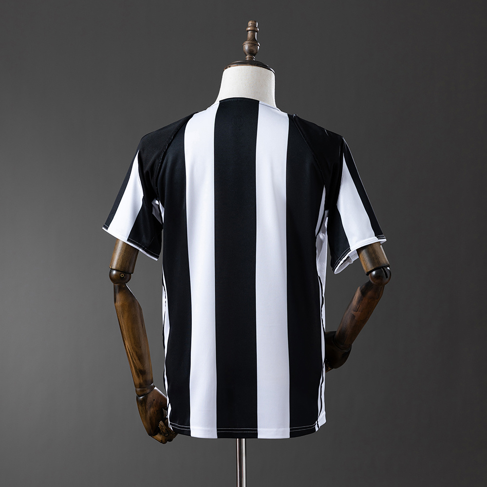 Maillot Juventus Domicile 2004-2005 (2)