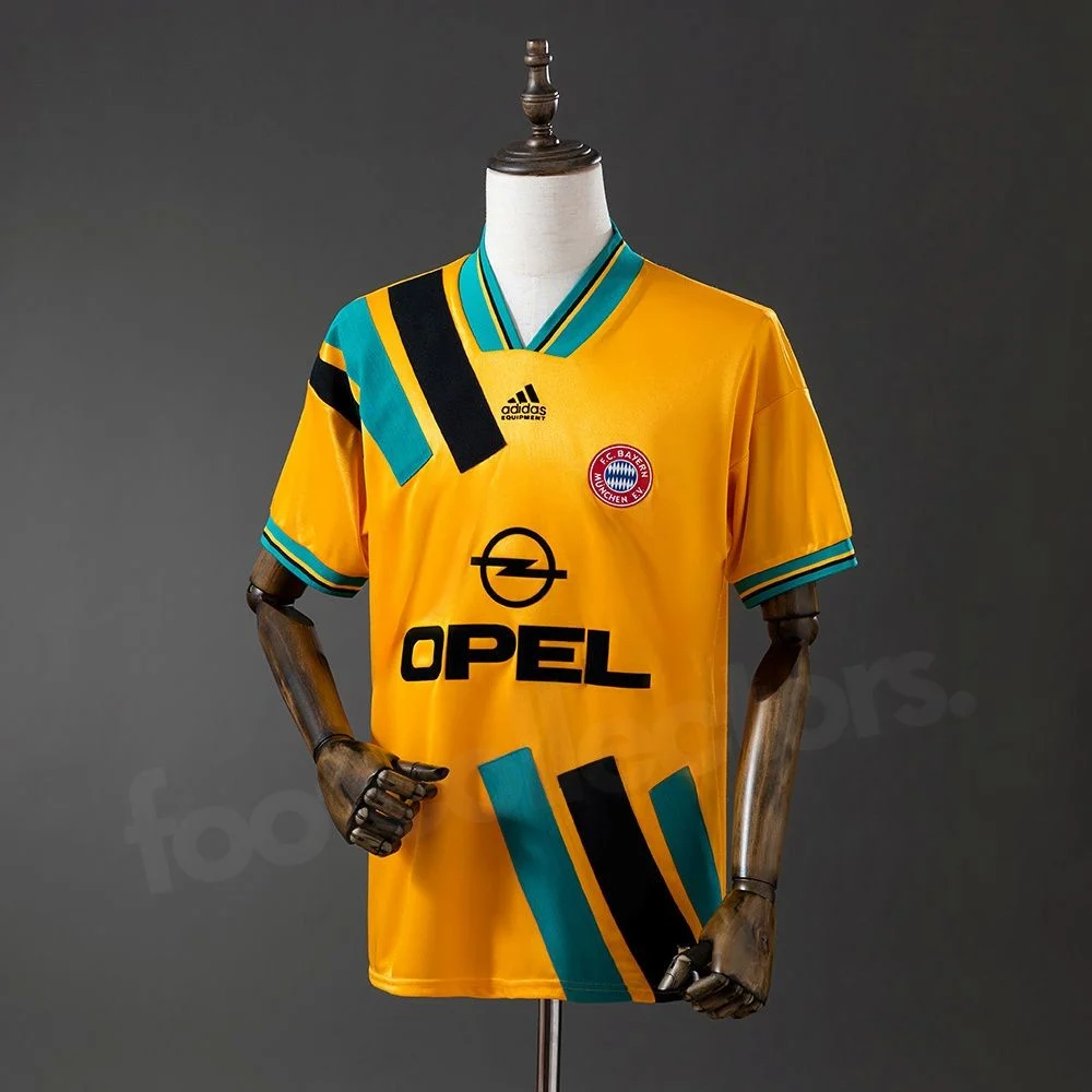 Bayern Munich Away Shirt 1993-1995 (1)