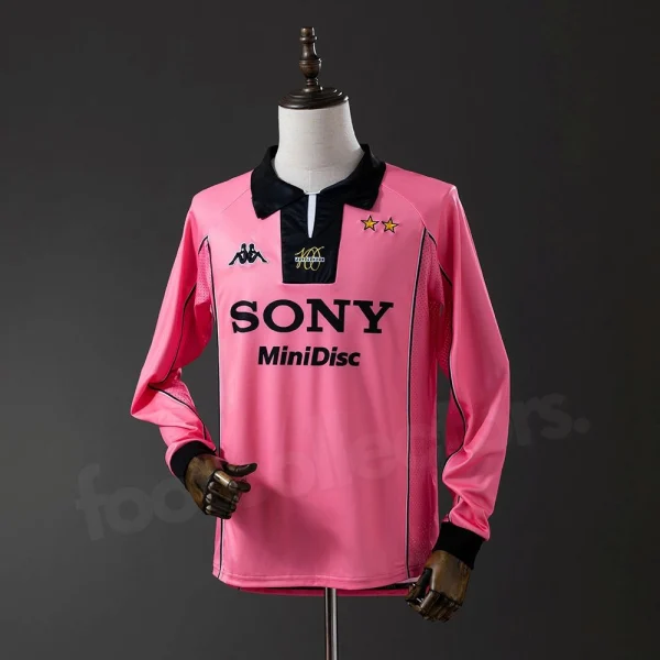 Juventus Away Jersey 1997-1998 Long Sleeve