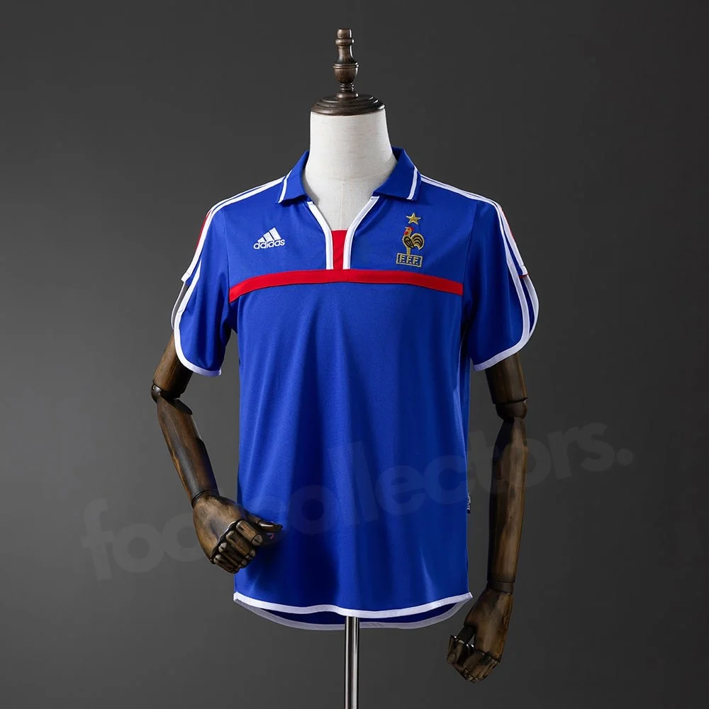 Retro France 2000 home (1)-min