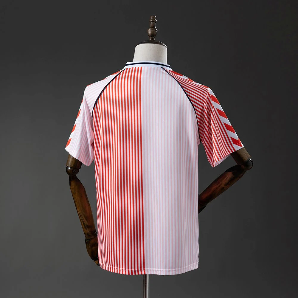 Camiseta de visitante de Dinamarca 1986 (2)