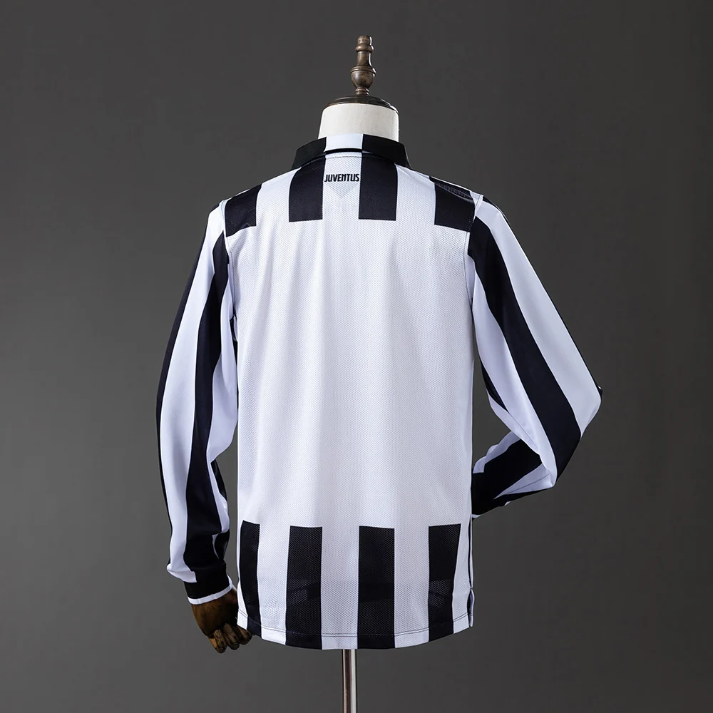Maillot Juventus Domicile 2014-2015 Manches Longues (2)