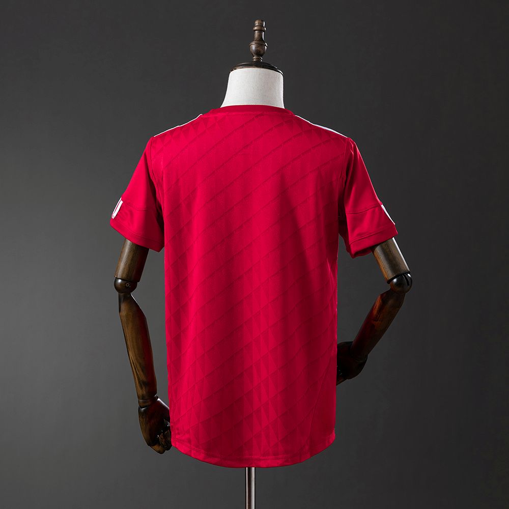 Maillot Liverpool fc Domicile 2010-2011 (2)