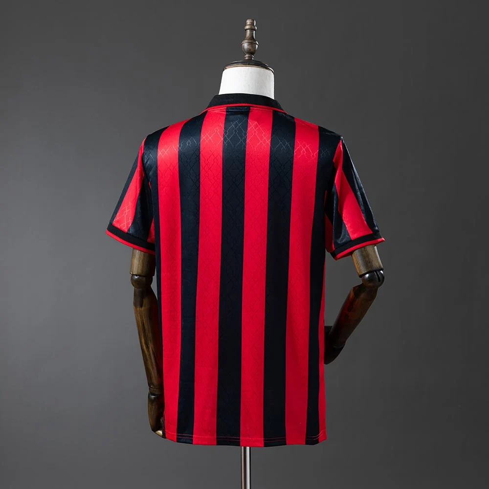 Camiseta local del AC Milan 1995-1996 (2)