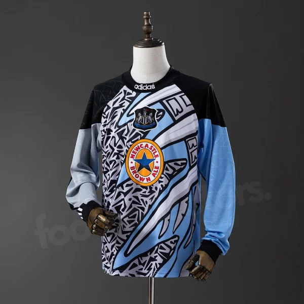 Newcastle Goalkeeper Shirt 1995-1996 Long Sleeve Blue