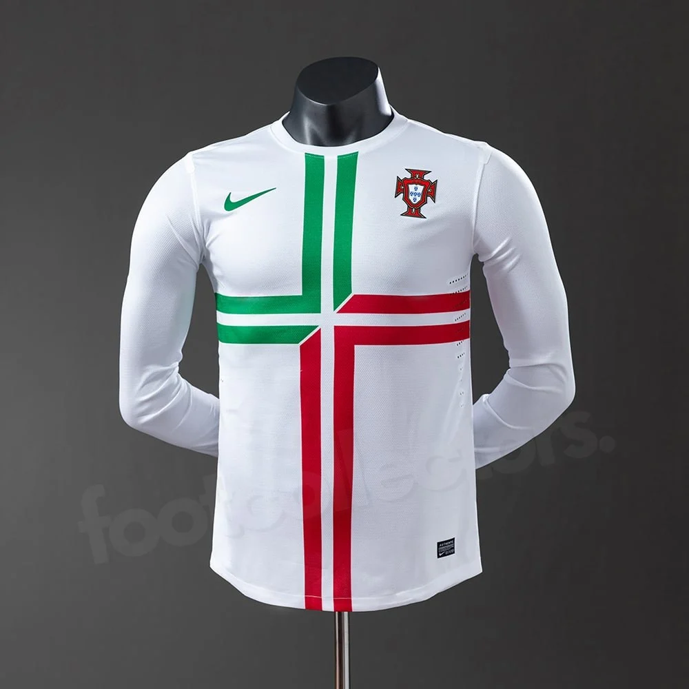 Maillot Portugal Exterieur 2012 2013 Manches Longues (1)