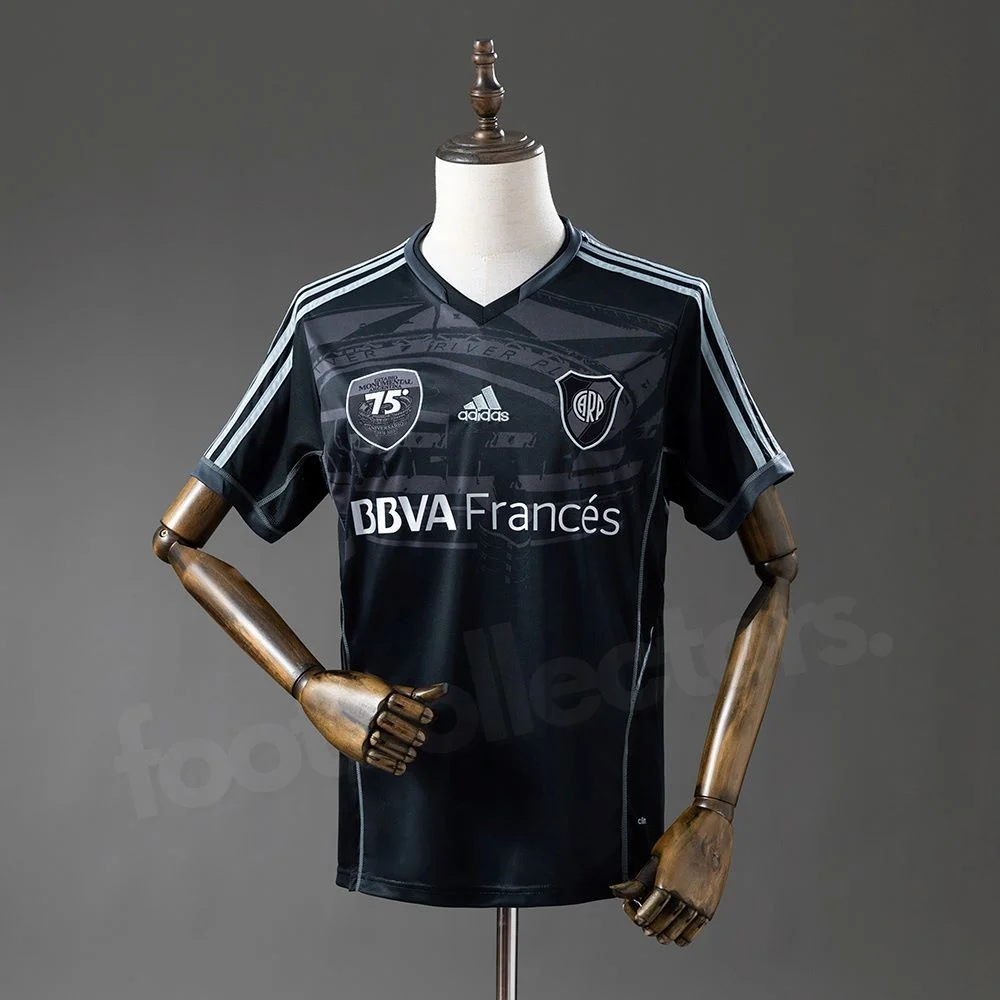 Maillot River Plate Third 2013-2014 75e Anniversaire (1)