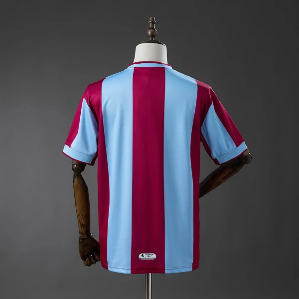 Maglia casalinga dell'Aston Villa 1999-2000