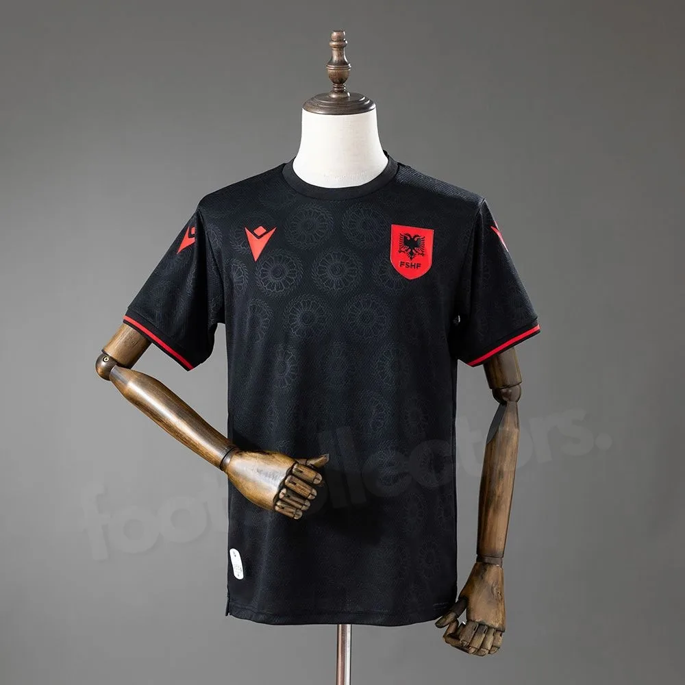 Tercera equipación de Albania 2026-2027 (1)
