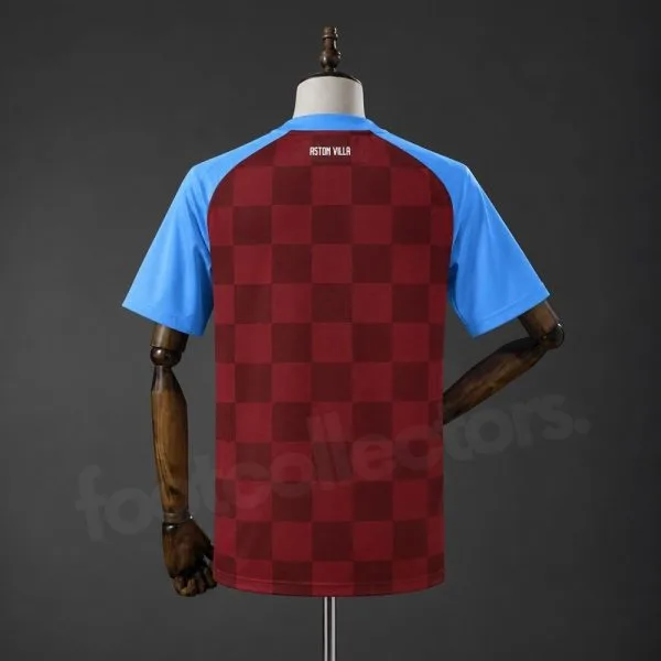 Maillot Aston Villa Domicile 2011-2012