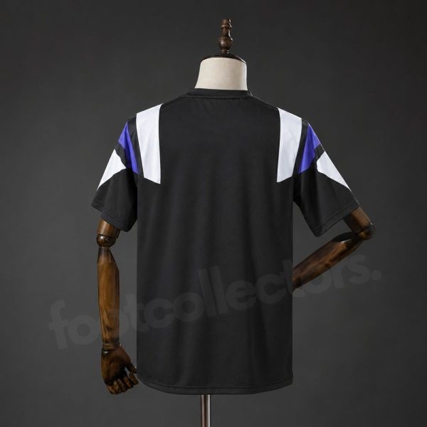 Maillot Real Madrid EQT Retro Noir 2026 2027